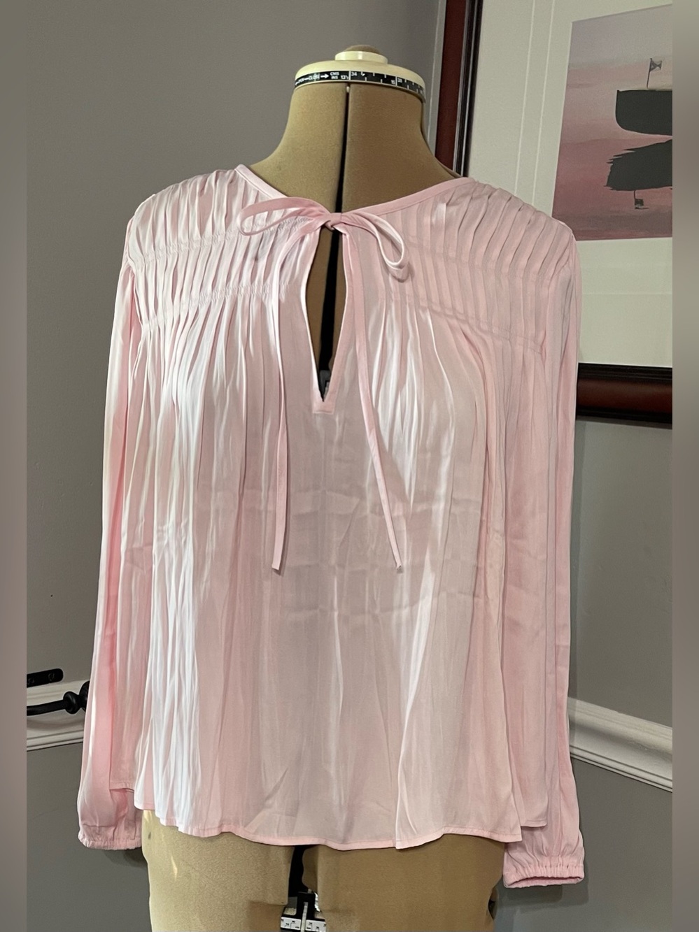NWT LOFT sz S Women's Light Pink Pleated Tie-Neck Blouse